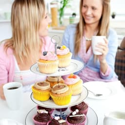Cake Stand Hanger – A Practical Hanging Solution For Space-saving Storage Of Cake Stand Table Decorations 4
